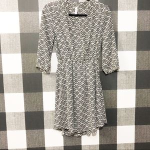 Xhilaration dress Beige and black V neck Small